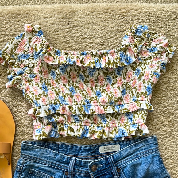 ASTR The Label Tori Off the Shoulder Smocked Crop Top - Picture 6 of 6